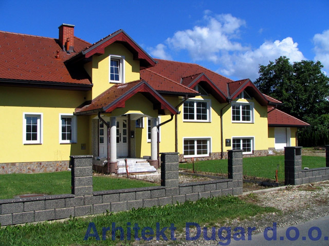 Perunika 18,57 m x 29,34 m - 491,75 m2 Perunika